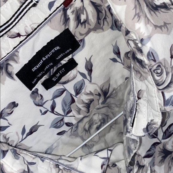 ✨Host Pick✨ Marshall’s white floral shirt - Picture 2 of 5